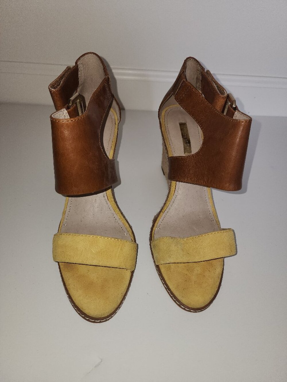 Vince Camuto Yellow Suede and Leather Wedge Size 9